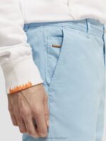 άνδρες σούπερ λεπτή εφαρμογή chino με βαμμένα ρούχα μπλε της θάλασσας 0J8D498 είδη ένδυσης Scotch & Soda - Image 4